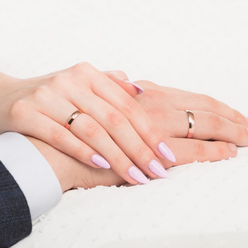 Obrączki ślubne: różowe złoto, półokrągłe, 4 mm